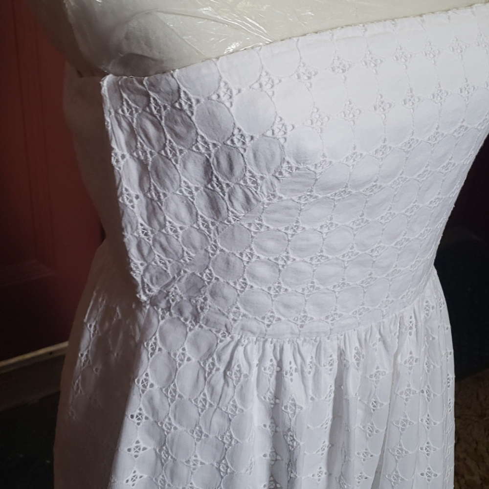 Banana Republic White Eyelet Strapless Dress SZ 0 - Picture 12 of 15